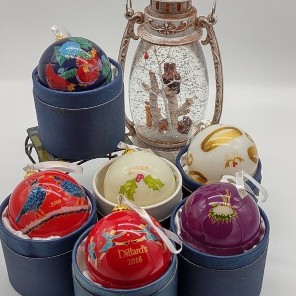 Dillard's Holiday Dillards 2 Days Of Christmas Collector Ornaments